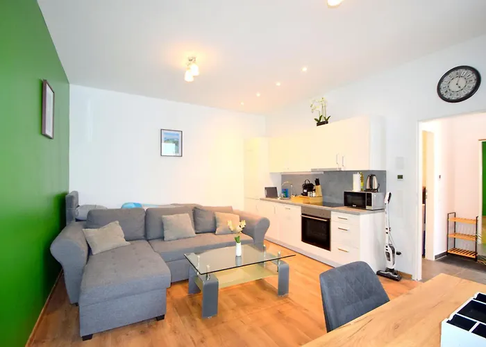 Cozy In Location With Free Parking Apartment Wien