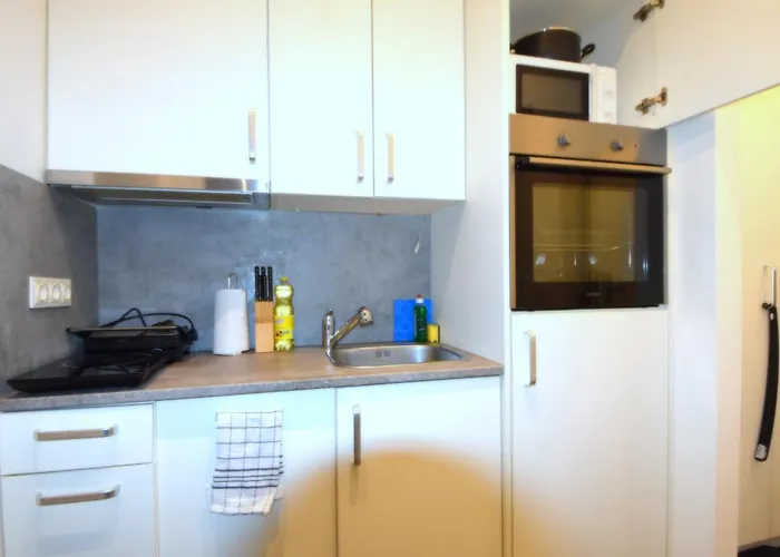 Apartment Cozy In Location With Free Parking