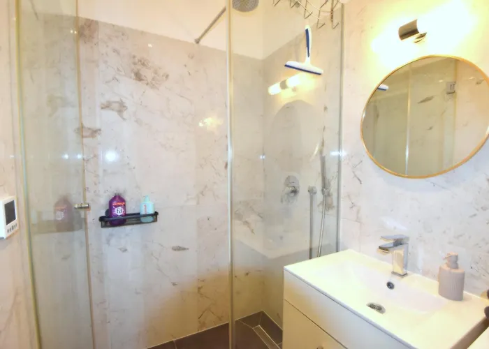 Apartment Cozy In Location With Free Parking