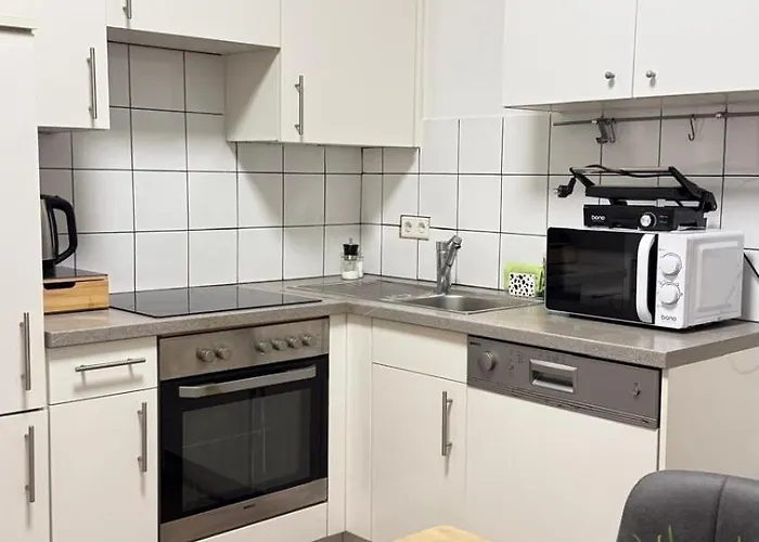 Cozy In Location With Free Parking Wien